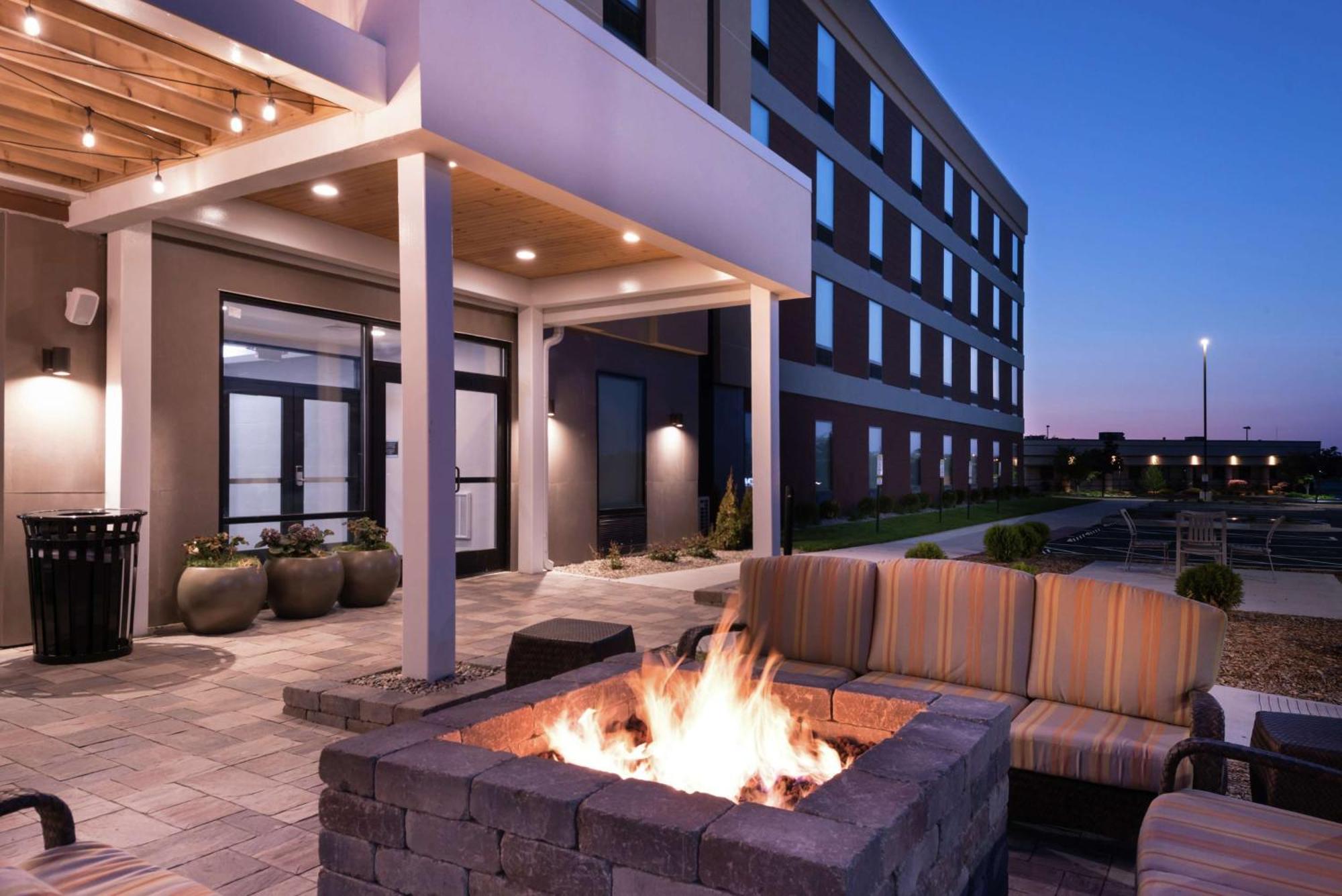Home2 Suites By Hilton Merrillville Buitenkant foto