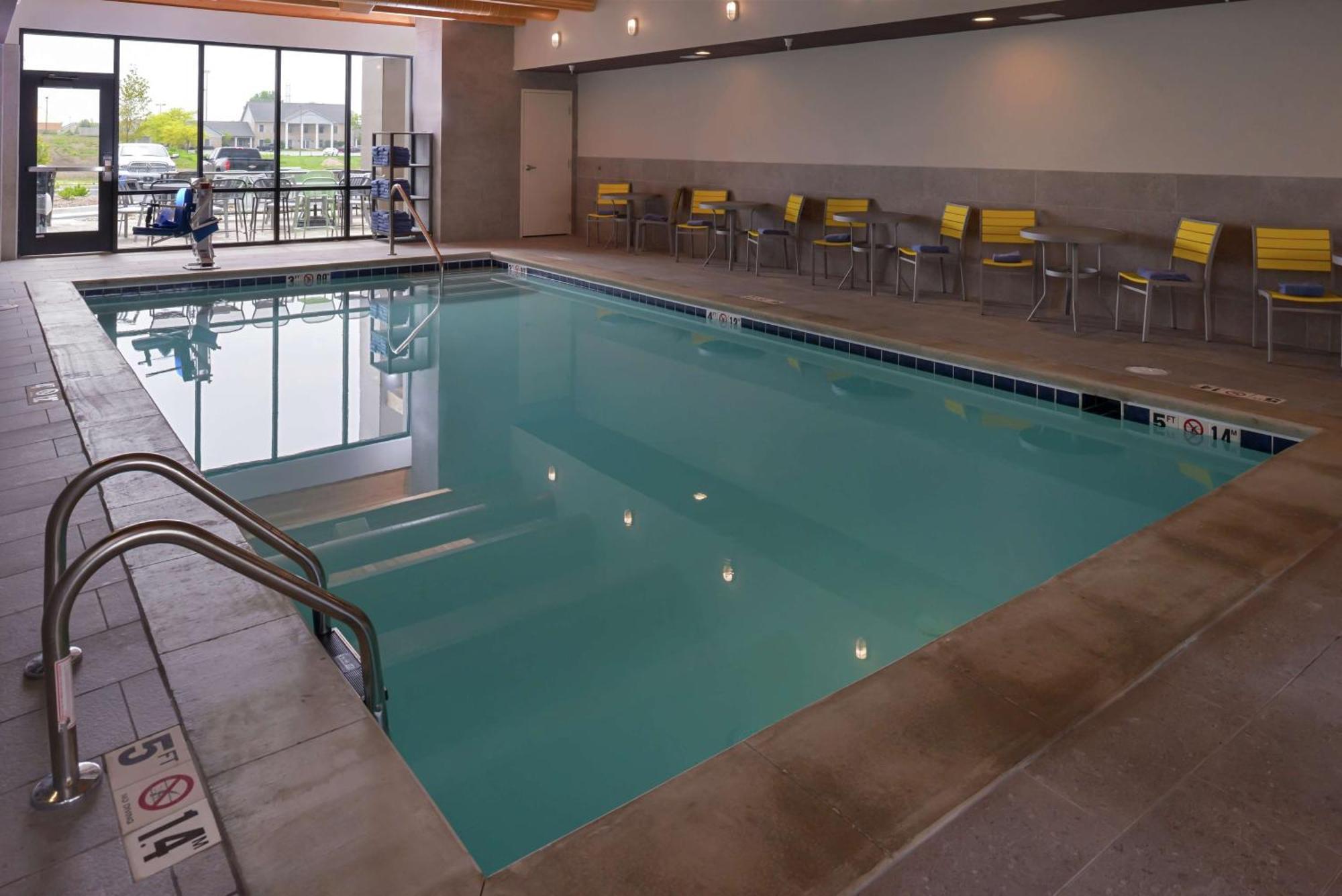 Home2 Suites By Hilton Merrillville Buitenkant foto